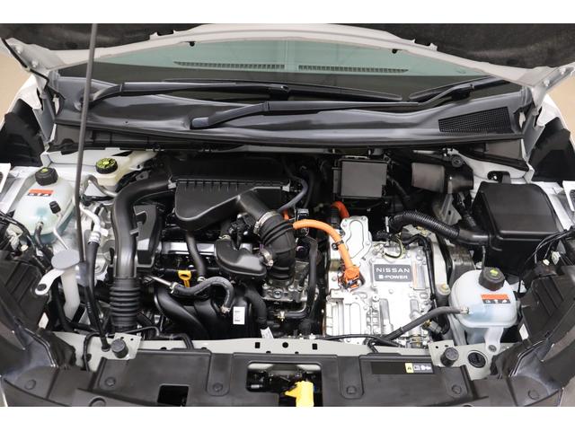 オーラ Ｇ　レザーエディション　全周囲カメラ　ナビ　ＴＶ　クリアランスソナー　クルーズコントロール　衝突被害軽減システム　アルミホイール　ＬＥＤヘッドランプ　スマートキー　ＣＶＴ　盗難防止システム　衝突安全ボディ　ＡＢＳ（19枚目）