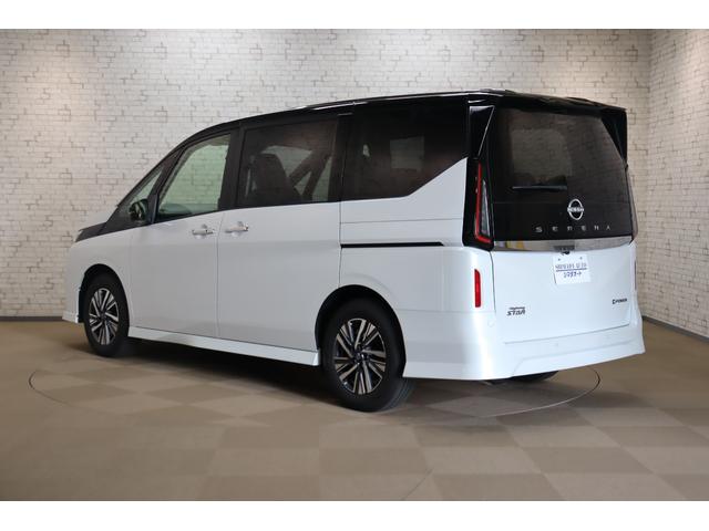 セレナ ｅ－パワー　ハイウェイスターＶ　全周囲カメラ　ナビ　ＴＶ　クリアランスソナー　クルーズコントロール　衝突被害軽減システム　両側電動スライドドア　ＬＥＤヘッドランプ　スマートキー　シートヒーター　後席モニター　３列シート　ＣＶＴ（17枚目）