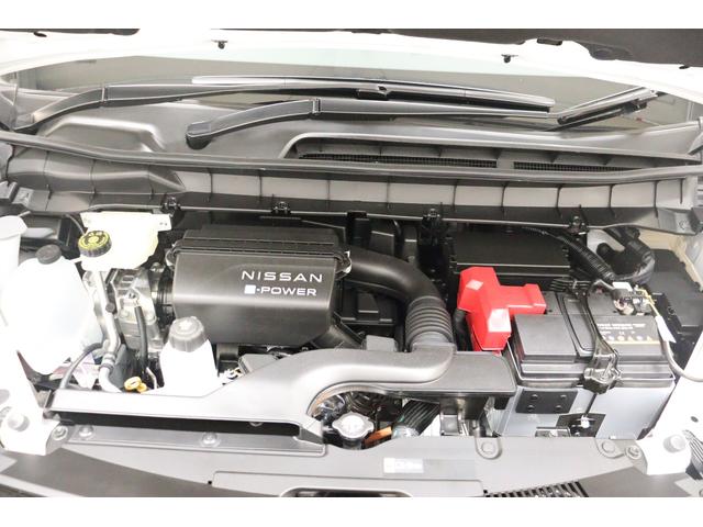 セレナ ｅ－パワー　ハイウェイスターＶ　全周囲カメラ　ナビ　ＴＶ　クリアランスソナー　クルーズコントロール　衝突被害軽減システム　両側電動スライドドア　ＬＥＤヘッドランプ　スマートキー　シートヒーター　後席モニター　３列シート　ＣＶＴ（20枚目）