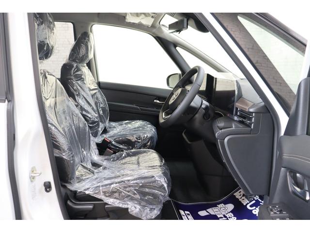 セレナ ｅ－パワー　ハイウェイスターＶ　全周囲カメラ　ナビ　ＴＶ　クリアランスソナー　クルーズコントロール　衝突被害軽減システム　両側電動スライドドア　ＬＥＤヘッドランプ　スマートキー　シートヒーター　後席モニター　３列シート　ＣＶＴ（26枚目）