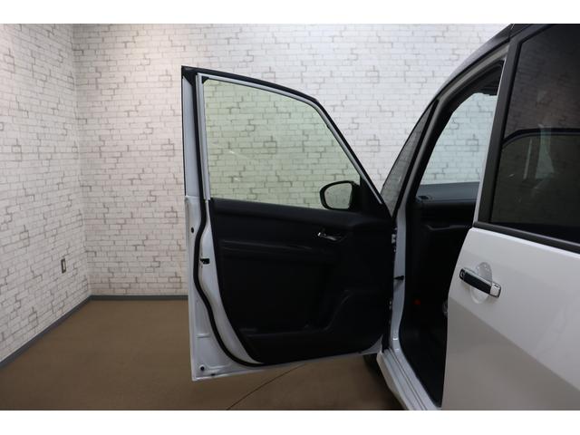 セレナ ｅ－パワー　ハイウェイスターＶ　全周囲カメラ　ナビ　ＴＶ　クリアランスソナー　クルーズコントロール　衝突被害軽減システム　両側電動スライドドア　ＬＥＤヘッドランプ　スマートキー　シートヒーター　後席モニター　３列シート　ＣＶＴ（28枚目）