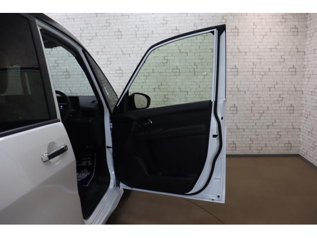 セレナ ｅ－パワー　ハイウェイスターＶ　全周囲カメラ　ナビ　ＴＶ　クリアランスソナー　クルーズコントロール　衝突被害軽減システム　両側電動スライドドア　ＬＥＤヘッドランプ　スマートキー　シートヒーター　後席モニター　３列シート　ＣＶＴ（30枚目）