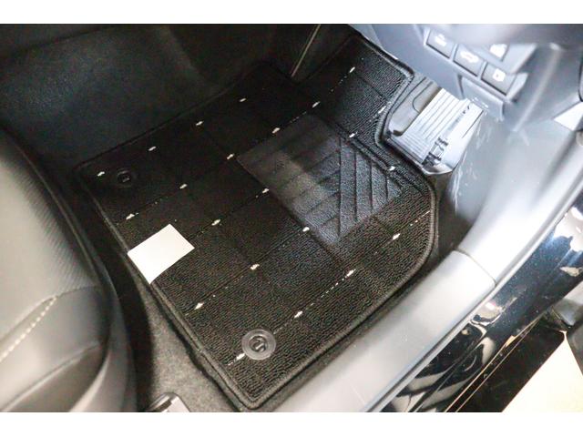 プリウス Z 全周囲カメラ ナビ TV クリアランスソナー クルーズコントロール レーンアシスト パークアシスト 衝突被害軽減システム アルミホイール オートマチックハイビーム オートライト(27枚目)