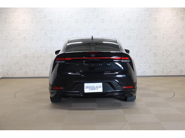 プリウス Ｚ　クリアランスソナー　レーンアシスト　クルーズコントロール　衝突被害軽減システム　全周囲カメラ　ナビ　ＴＶ　アルミホイール　オートマチックハイビーム　ＬＥＤヘッドランプ　ＣＶＴ　シートヒーター（18枚目）