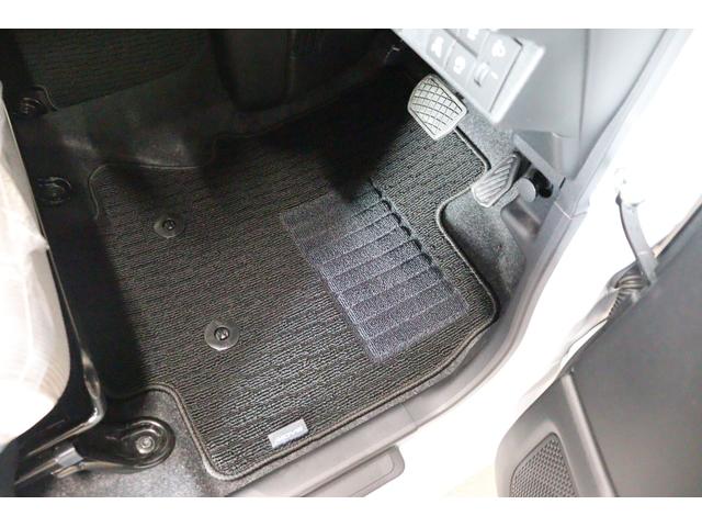 ムーヴ Ｘ　全周囲カメラ　両側スライド・片側電動　ＴＶ　クリアランスソナー　衝突被害軽減システム　ＬＥＤヘッドランプ　スマートキー　アイドリングストップ　電動格納ミラー　ベンチシート　ＣＶＴ　盗難防止システム（26枚目）