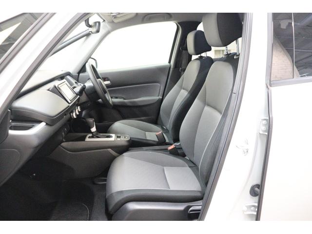 フィット ベーシック　バックカメラ　ナビ　クリアランスソナー　クルーズコントロール　衝突被害軽減システム　オートライト　スマートキー　アイドリングストップ　電動格納ミラー　ＣＶＴ　盗難防止システム　衝突安全ボディ（25枚目）