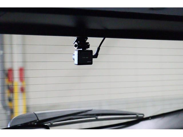 カローラツーリング ハイブリッド　Ｓ　ドライブレコーダー　ＥＴＣ　バックカメラ　ナビ　クリアランスソナー　クルーズコントロール　レーンアシスト　衝突被害軽減システム　アルミホイール　オートマチックハイビーム　ＬＥＤヘッドランプ（11枚目）