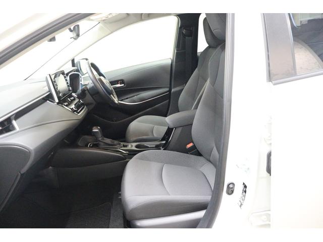 カローラツーリング ハイブリッド　Ｓ　ドライブレコーダー　ＥＴＣ　バックカメラ　ナビ　クリアランスソナー　クルーズコントロール　レーンアシスト　衝突被害軽減システム　アルミホイール　オートマチックハイビーム　ＬＥＤヘッドランプ（25枚目）