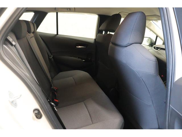 カローラツーリング ハイブリッド　Ｓ　ドライブレコーダー　ＥＴＣ　バックカメラ　ナビ　クリアランスソナー　クルーズコントロール　レーンアシスト　衝突被害軽減システム　アルミホイール　オートマチックハイビーム　ＬＥＤヘッドランプ（30枚目）