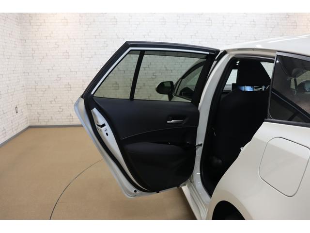 カローラツーリング ハイブリッド　Ｓ　ドライブレコーダー　ＥＴＣ　バックカメラ　ナビ　クリアランスソナー　クルーズコントロール　レーンアシスト　衝突被害軽減システム　アルミホイール　オートマチックハイビーム　ＬＥＤヘッドランプ（32枚目）