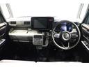 毎回座るフロントシート。運転席は必ず使用する部分ですので、座り心地が重要です！