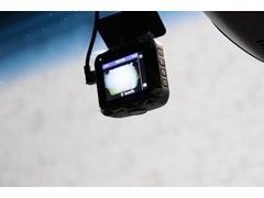 ドライブレコーダー装備♪映像と音声を記録してくれるドライブレコーダーは、事故の際に確かな証拠能力を発揮してくれます。 6