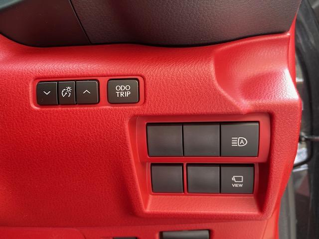 ＩＳ ＩＳ３５０　Ｆスポーツモードブラック　マークレビンソン　１９インチ鍛造アルミ　ドライブレコーダー　ＥＴＣ　クリアランスソナー　レーンアシスト　クルーズコントロール　衝突被害軽減システム　全周囲カメラ　ナビ　ＴＶ　アルミホイール（9枚目）