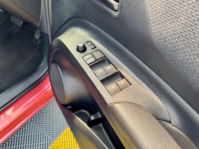 シエンタ Ｘ　ＥＴＣ　ナビ　ＴＶ　片側電動スライド　キーレスエントリー　アイドリングストップ　　電動格納ミラー　３列シート　ＣＶＴ　Ｂｌｕｅｔｏｏｔｈ　記録簿　衝突安全ボディ　ＡＢＳ　ＥＳＣ　エアコン（17枚目）