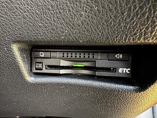 シエンタ Ｘ　ＥＴＣ　ナビ　ＴＶ　片側電動スライド　キーレスエントリー　アイドリングストップ　　電動格納ミラー　３列シート　ＣＶＴ　Ｂｌｕｅｔｏｏｔｈ　記録簿　衝突安全ボディ　ＡＢＳ　ＥＳＣ　エアコン（34枚目）
