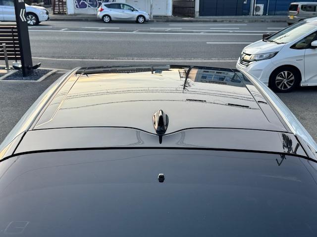 プリウス Sセーフティプラス ツートーン ツートンカラー ETC バックカメラ ナビ TV クリアランスソナー オートクルーズコントロール レーンアシスト パークアシスト 衝突被害軽減システム オートマチックハイビーム LEDヘッドランプ(17枚目)