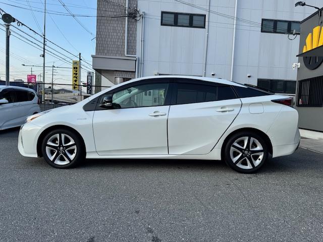 プリウス Sセーフティプラス ツートーン ツートンカラー ETC バックカメラ ナビ TV クリアランスソナー オートクルーズコントロール レーンアシスト パークアシスト 衝突被害軽減システム オートマチックハイビーム LEDヘッドランプ(30枚目)