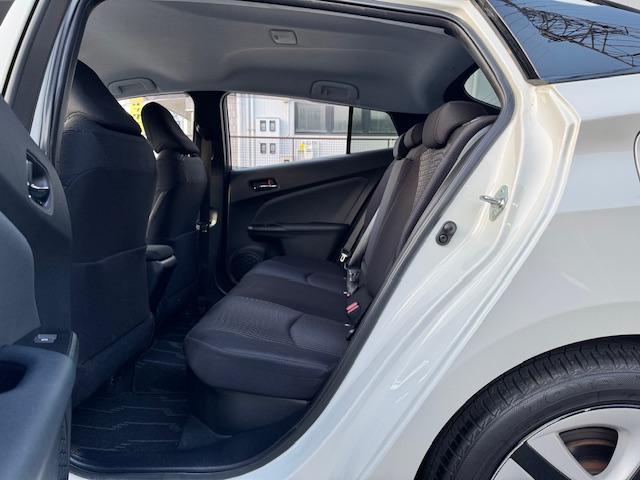 プリウス Sセーフティプラス ツートーン ツートンカラー ETC バックカメラ ナビ TV クリアランスソナー オートクルーズコントロール レーンアシスト パークアシスト 衝突被害軽減システム オートマチックハイビーム LEDヘッドランプ(36枚目)