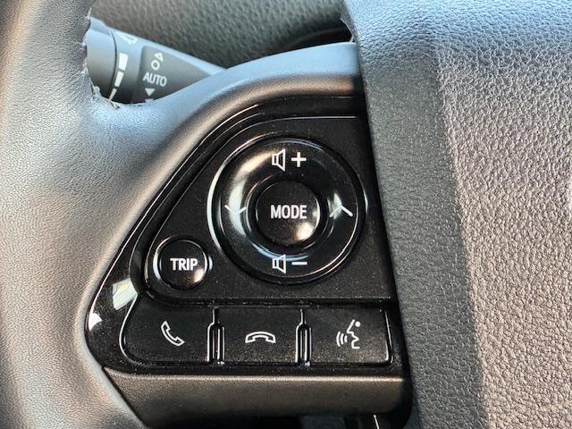 プリウス Sセーフティプラス ツートーン ツートンカラー ETC バックカメラ ナビ TV クリアランスソナー オートクルーズコントロール レーンアシスト パークアシスト 衝突被害軽減システム オートマチックハイビーム LEDヘッドランプ(47枚目)