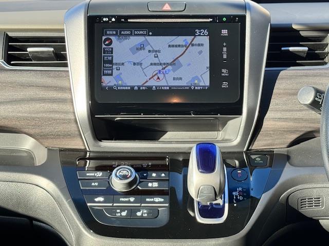 フリードハイブリッド ハイブリッド・EX ETC バックカメラ ナビ オートクルーズコントロール レーンアシスト 衝突被害軽減システム 両側電動スライドドア オートライト LEDヘッドランプ スマートキー 電動格納ミラー シートヒーター(7枚目)