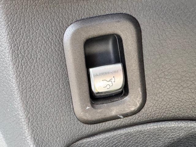 MERCEDES BENZ C-CLASS STATIONWAGON C200 STATIONWAGON AVANTGARDE