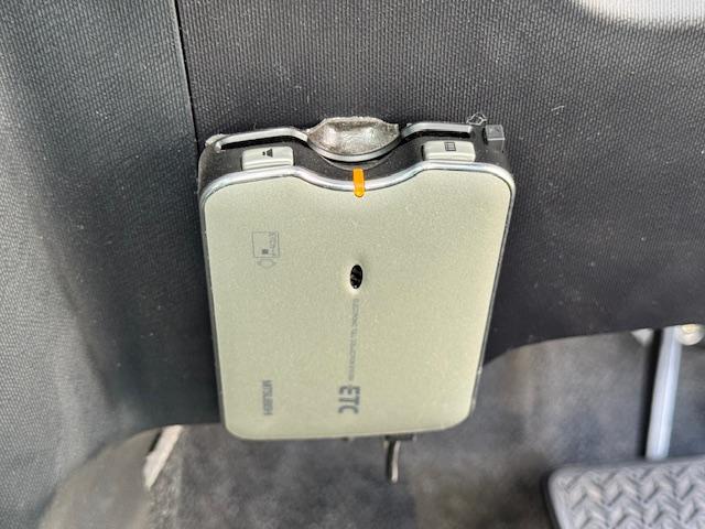 アクア S ドライブレコーダー ETC ナビ TV キーレスエントリー アイドリングストップ 電動格納ミラー シートヒーター CVT 衝突安全ボディ 記録簿 ABS ESC エアコン パワーステアリング(9枚目)