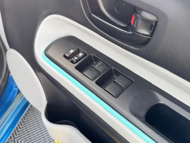 アクア S ドライブレコーダー ETC ナビ TV キーレスエントリー アイドリングストップ 電動格納ミラー シートヒーター CVT 衝突安全ボディ 記録簿 ABS ESC エアコン パワーステアリング(11枚目)