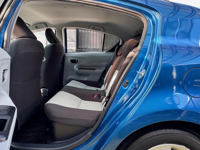 アクア S ドライブレコーダー ETC ナビ TV キーレスエントリー アイドリングストップ 電動格納ミラー シートヒーター CVT 衝突安全ボディ 記録簿 ABS ESC エアコン パワーステアリング(31枚目)