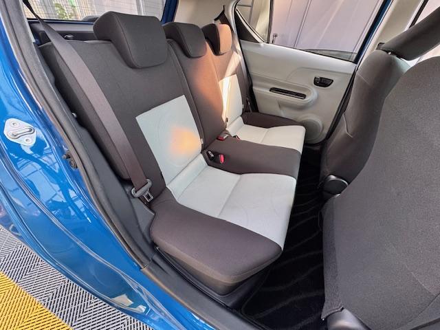 アクア S ドライブレコーダー ETC ナビ TV キーレスエントリー アイドリングストップ 電動格納ミラー シートヒーター CVT 衝突安全ボディ 記録簿 ABS ESC エアコン パワーステアリング(38枚目)