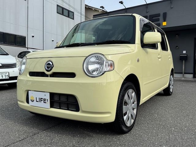 ミラココア ココアＬ　ナビ　キーレスエントリー　アイドリングストップ　電動格納ミラー　ベンチシート　ＣＶＴ　盗難防止システム　ＡＢＳ　Ｂｌｕｅｔｏｏｔｈ　衝突安全ボディ　エアコン　パワーステアリング　パワーウィンドウ（4枚目）