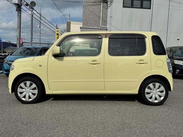 ミラココア ココアＬ　ナビ　キーレスエントリー　アイドリングストップ　電動格納ミラー　ベンチシート　ＣＶＴ　盗難防止システム　ＡＢＳ　Ｂｌｕｅｔｏｏｔｈ　衝突安全ボディ　エアコン　パワーステアリング　パワーウィンドウ（9枚目）