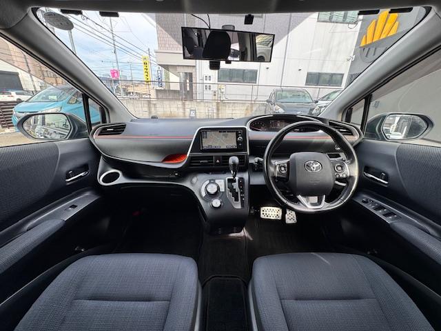 シエンタ Ｇ　ドライブレコーダー　バックカメラ　ナビ　ＴＶ　両側電動スライドドア　オートライト　スマートキー　アイドリングストップ　電動格納ミラー　シートヒーター　３列シート　ウォークスルー　ＣＶＴ（2枚目）