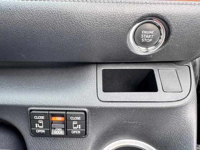 シエンタ Ｇ　ドライブレコーダー　バックカメラ　ナビ　ＴＶ　両側電動スライドドア　オートライト　スマートキー　アイドリングストップ　電動格納ミラー　シートヒーター　３列シート　ウォークスルー　ＣＶＴ（7枚目）