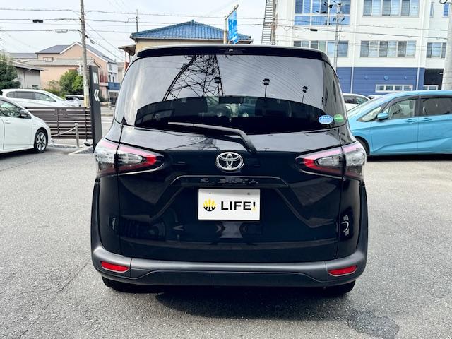 シエンタ Ｇ　ドライブレコーダー　バックカメラ　ナビ　ＴＶ　両側電動スライドドア　オートライト　スマートキー　アイドリングストップ　電動格納ミラー　シートヒーター　３列シート　ウォークスルー　ＣＶＴ（17枚目）