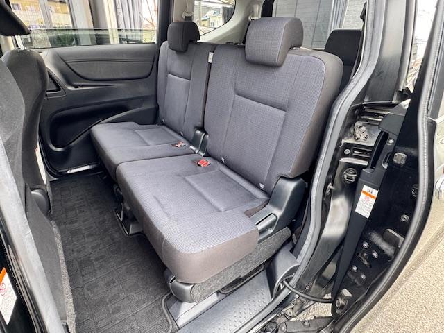 シエンタ Ｇ　ドライブレコーダー　バックカメラ　ナビ　ＴＶ　両側電動スライドドア　オートライト　スマートキー　アイドリングストップ　電動格納ミラー　シートヒーター　３列シート　ウォークスルー　ＣＶＴ（33枚目）