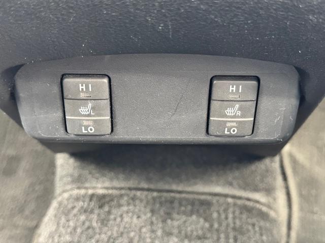 シエンタ Ｇ　ドライブレコーダー　バックカメラ　ナビ　ＴＶ　両側電動スライドドア　オートライト　スマートキー　アイドリングストップ　電動格納ミラー　シートヒーター　３列シート　ウォークスルー　ＣＶＴ（36枚目）