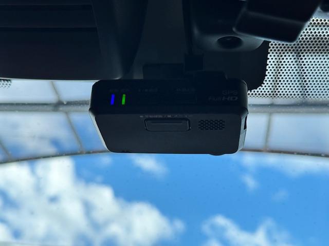 ノート e-パワー X ドライブレコーダー ETC 全周囲カメラ ナビ TV クリアランスソナー レーンアシスト 衝突被害軽減システム アルミホイール スマートキー アイドリングストップ 電動格納ミラー CVT(8枚目)