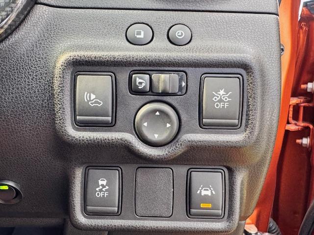 ノート e-パワー X ドライブレコーダー ETC 全周囲カメラ ナビ TV クリアランスソナー レーンアシスト 衝突被害軽減システム アルミホイール スマートキー アイドリングストップ 電動格納ミラー CVT(10枚目)