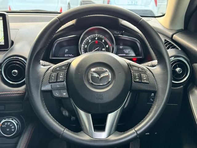 デミオ ＸＤツーリング　バックカメラ　ナビ　オートクルーズコントロール　レーンアシスト　衝突被害軽減システム　アルミホイール　ＬＥＤヘッドランプ　スマートキー　アイドリングストップ　電動格納ミラー　ＡＴ　盗難防止システム（3枚目）