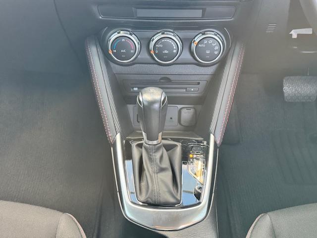 デミオ ＸＤツーリング　バックカメラ　ナビ　オートクルーズコントロール　レーンアシスト　衝突被害軽減システム　アルミホイール　ＬＥＤヘッドランプ　スマートキー　アイドリングストップ　電動格納ミラー　ＡＴ　盗難防止システム（8枚目）