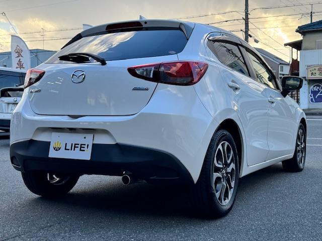 デミオ ＸＤツーリング　バックカメラ　ナビ　オートクルーズコントロール　レーンアシスト　衝突被害軽減システム　アルミホイール　ＬＥＤヘッドランプ　スマートキー　アイドリングストップ　電動格納ミラー　ＡＴ　盗難防止システム（24枚目）