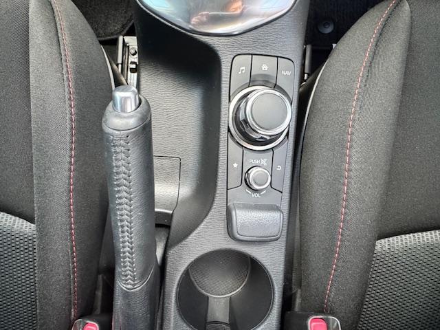 デミオ ＸＤツーリング　バックカメラ　ナビ　オートクルーズコントロール　レーンアシスト　衝突被害軽減システム　アルミホイール　ＬＥＤヘッドランプ　スマートキー　アイドリングストップ　電動格納ミラー　ＡＴ　盗難防止システム（37枚目）