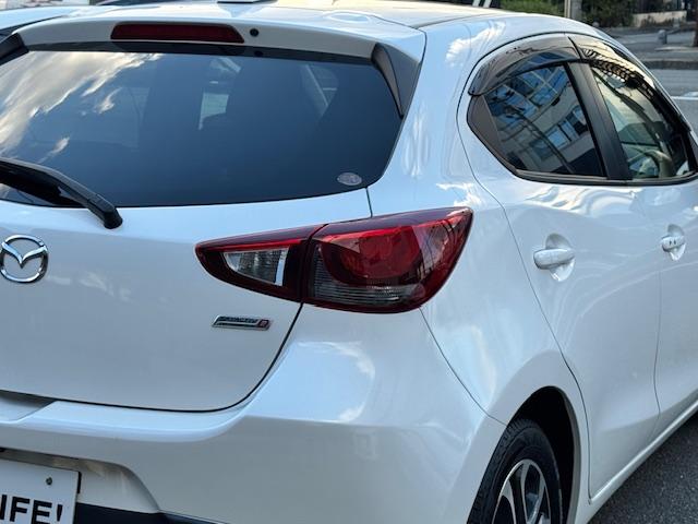 デミオ ＸＤツーリング　バックカメラ　ナビ　オートクルーズコントロール　レーンアシスト　衝突被害軽減システム　アルミホイール　ＬＥＤヘッドランプ　スマートキー　アイドリングストップ　電動格納ミラー　ＡＴ　盗難防止システム（47枚目）