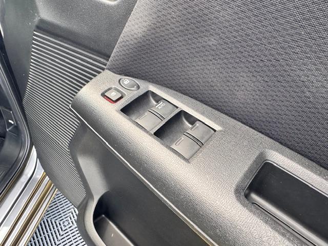 フリードスパイク Ｇ　ジャストセレクション　バックカメラ　ナビ　ＴＶ　オートクルーズコントロール　両側電動スライドドア　スマートキー　電動格納ミラー　ウォークスルー　ＣＶＴ　ＣＤ　ＤＶＤ再生　ＵＳＢ　Ｂｌｕｅｔｏｏｔｈ　ＡＢＳ　ＥＳＣ　エアコン（20枚目）