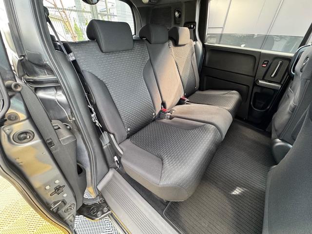 フリードスパイク Ｇ　ジャストセレクション　バックカメラ　ナビ　ＴＶ　オートクルーズコントロール　両側電動スライドドア　スマートキー　電動格納ミラー　ウォークスルー　ＣＶＴ　ＣＤ　ＤＶＤ再生　ＵＳＢ　Ｂｌｕｅｔｏｏｔｈ　ＡＢＳ　ＥＳＣ　エアコン（24枚目）