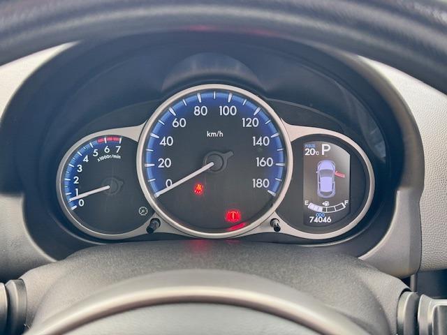 デミオ １３－スカイアクティブ　ＥＴＣ　キーレスエントリー　アイドリングストップ　電動格納ミラー　ＣＶＴ　衝突安全ボディ　記録簿　ＡＢＳ　ＥＳＣ　ＣＤ　ＵＳＢ　エアコン（36枚目）