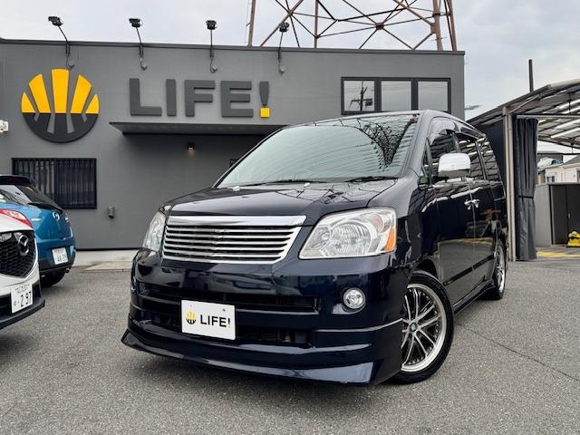 運転者にとっては日々使用することとなる運転席です。運転席が快適だと運転に集中することができますね。