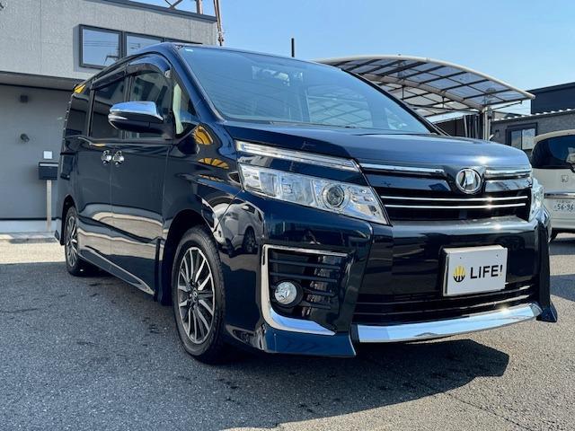 ヴォクシー ＺＳ　煌　ドライブレコーダー　ＥＴＣ　バックカメラ　ナビ　ＴＶ　両側電動スライドドア　ＬＥＤヘッドランプ　スマートキー　アイドリングストップ　電動格納ミラー　ＣＶＴ　アルミホイール　Ｂｌｕｅｔｏｏｔｈ　記録簿（4枚目）