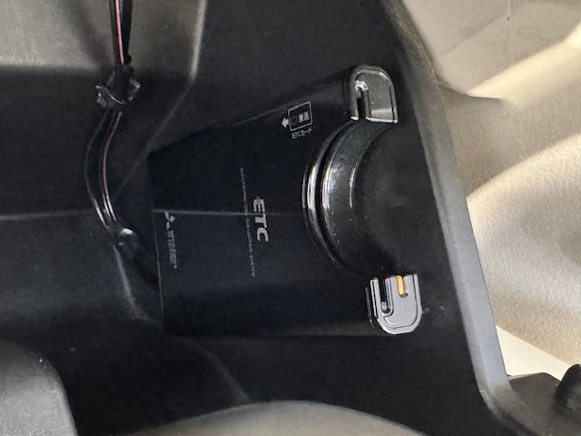 アルトラパン Ｇ　ＥＴＣ　バックカメラ　ナビ　ＴＶ　衝突被害軽減システム　スマートキー　ベンチシート　ＡＴ　盗難防止システム　ＡＢＳ　ＥＳＣ　Ｂｌｕｅｔｏｏｔｈ　アルミホイール　衝突安全ボディ　エアコン（41枚目）