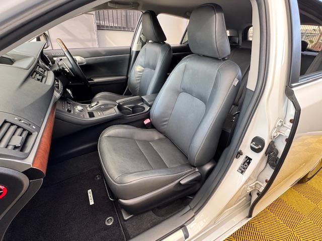 ご覧いただきありがとうございます♪気になったお車がありましたらお気軽にお電話をください♪